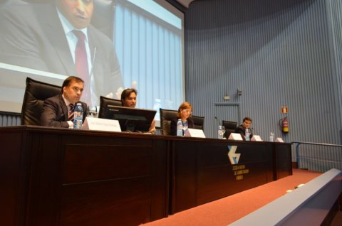  Cooperaci&oacute;n transfronteiriza na Eurorrexi&oacute;n Galicia-Norte de Portugal e protecci&oacute;n dos intereses financeiros da Uni&oacute;n Europea  - I Seminario sobre transparencia administrativa e protección dos intereses financeiros da U.E. na Eurorrexión Galicia-Norte de Portugal, cofinanciado pola Comisión Europea marco programa Hércules II